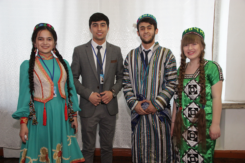 Таджики в красноярске